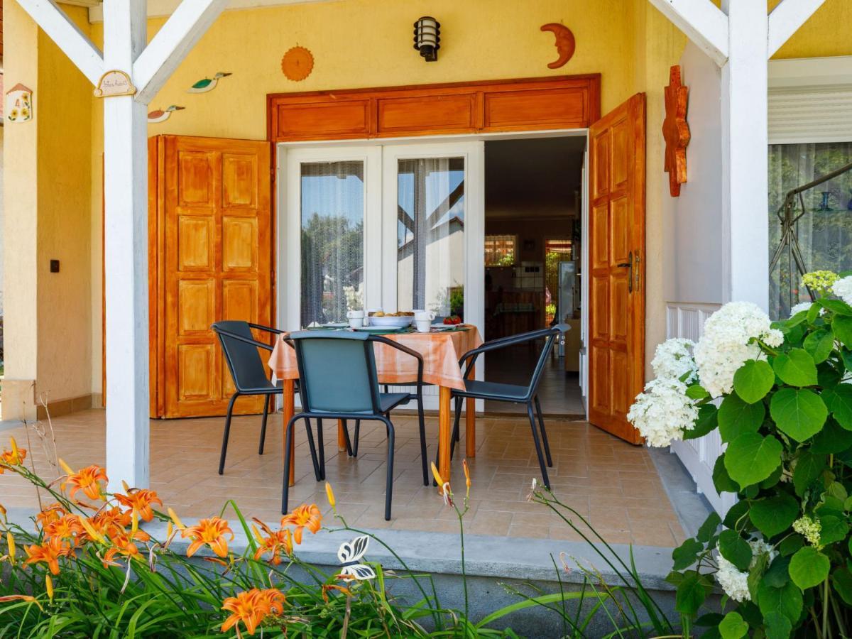 Holiday Home Jazmin By Interhome Balatonszarszo Exterior foto