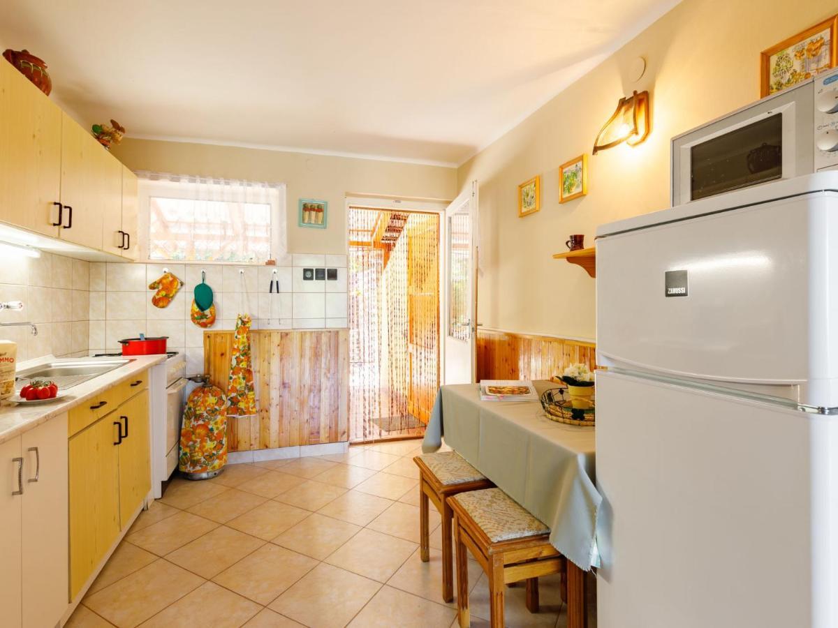 Holiday Home Jazmin By Interhome Balatonszarszo Exterior foto